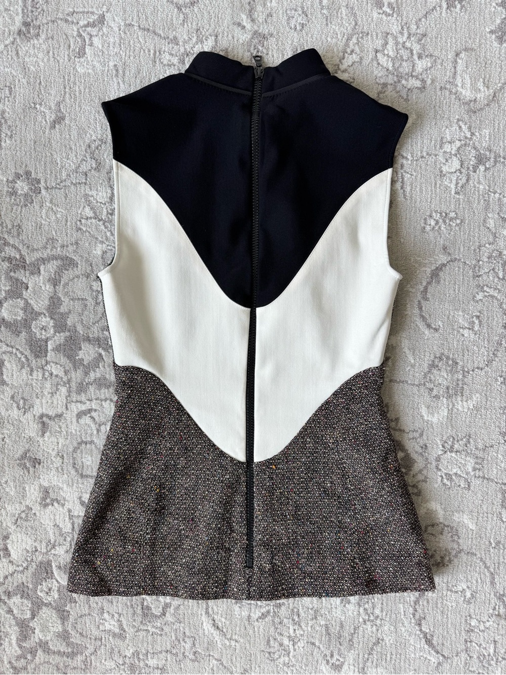 Stella McCartney Tweed and Scuba Mock-Neck Sleeveless Body Con Top - Size 40 - Picture 3 of 11